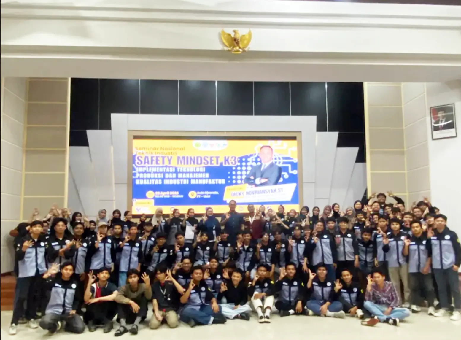 Goes To Campus