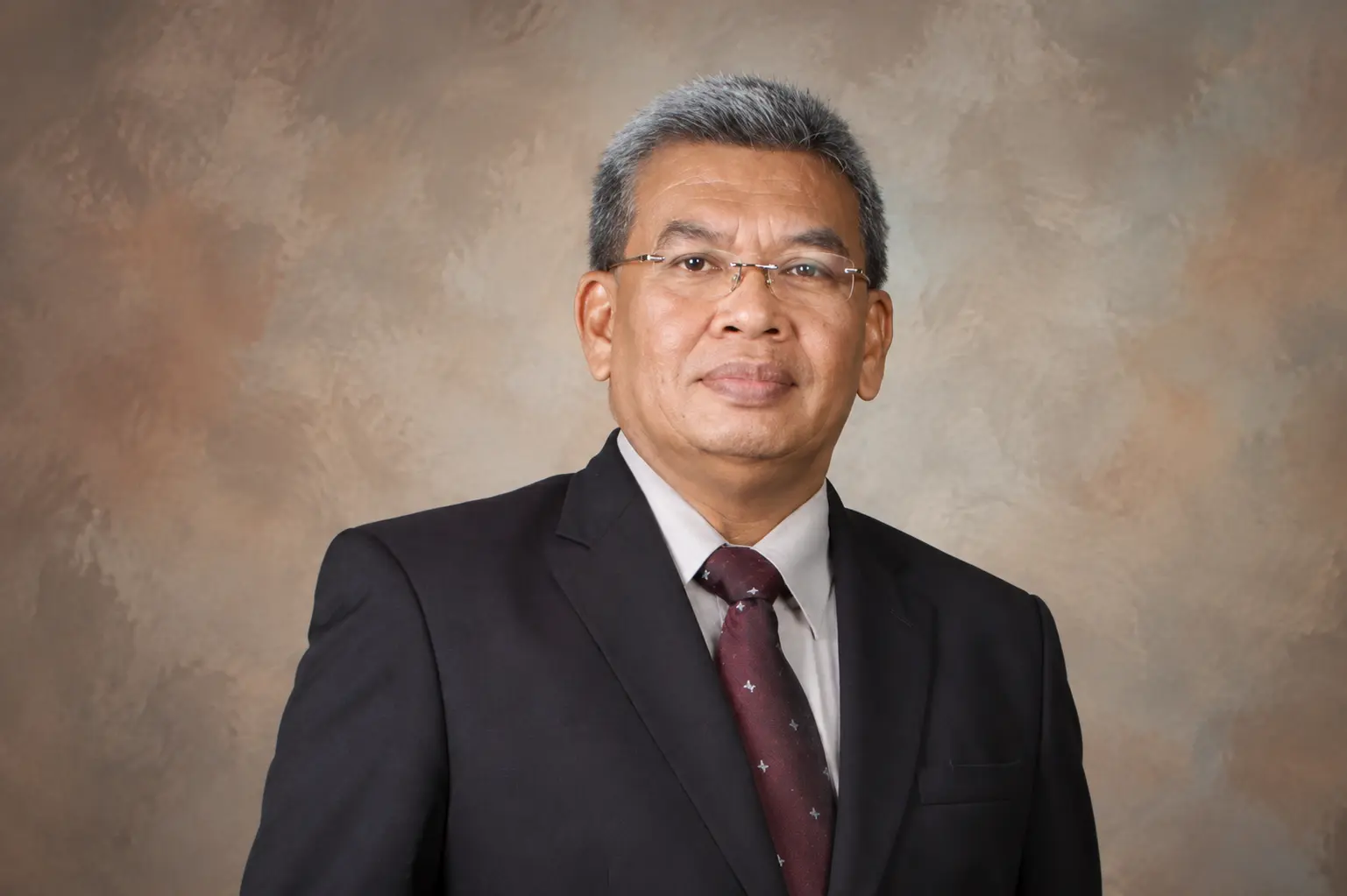 Ir. T. Saut P. Siahaan, MKes – Praktisi, Konsultan & Trainer K3